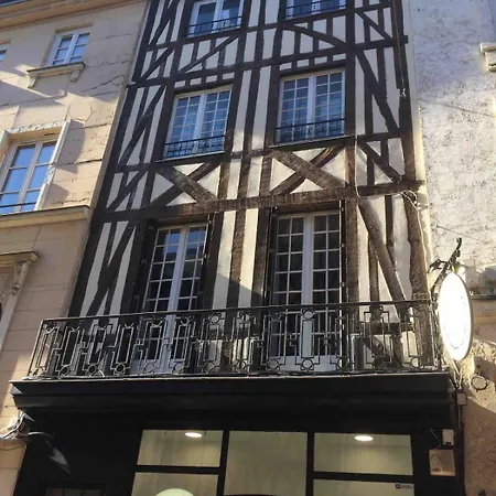 Historical Center, Typical Normandy's Style With Balcony * Rouen