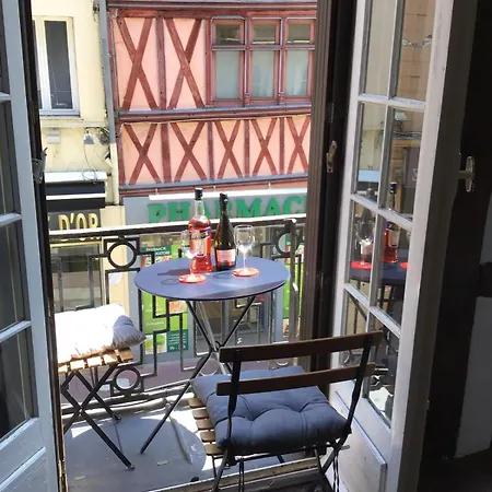Historical Center, Typical Normandy's Style With Balcony *